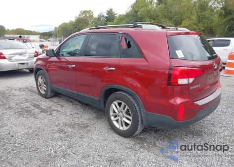 2015 Kia Sorento Lx z USA, uszkodzony, nr VIN 5XYKT4A68FG581258